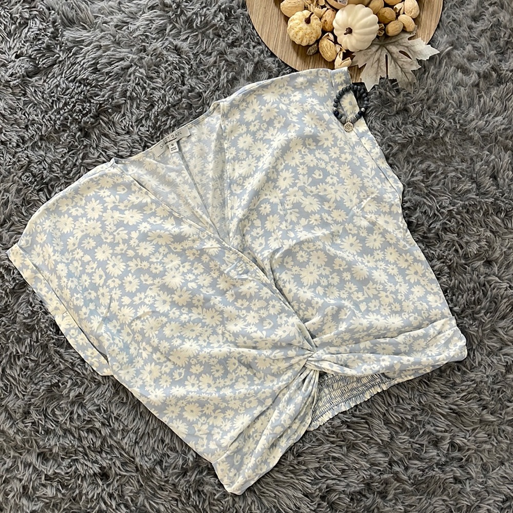 Sweet Rain Floral Print Twist Front Blouse